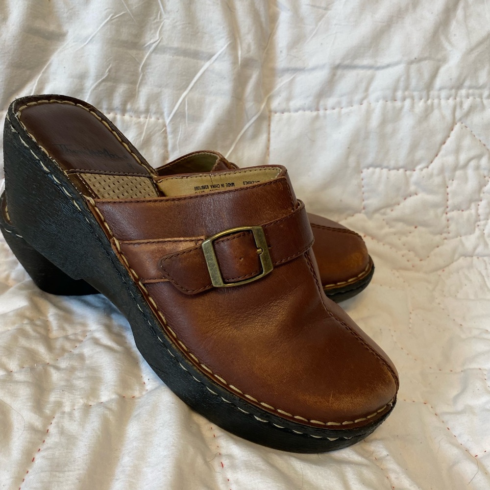 THOM MCAN SZ 9 Ladies CLOGS LEATHER UPPERS